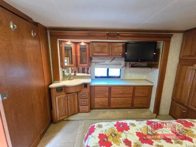 2004 Allegro Bus 40 QDP — photo 32 view