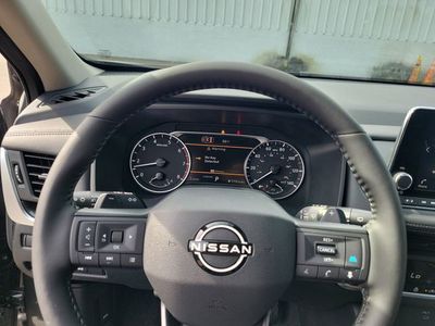 2026 Nissan Rogue — photo 13 view