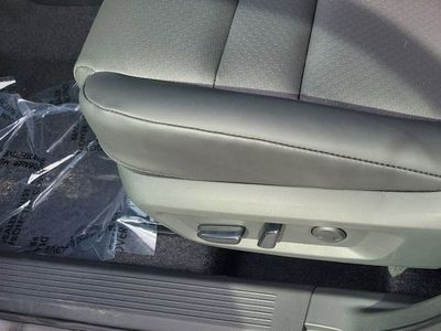 2026 Nissan Rogue — photo 9 view
