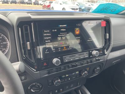 2026 Nissan Frontier — photo 11 view