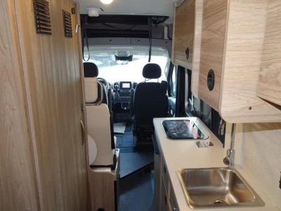 2025 Winnebago SOLIS - Photo 4
