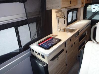 2025 Winnebago SOLIS - Photo 7