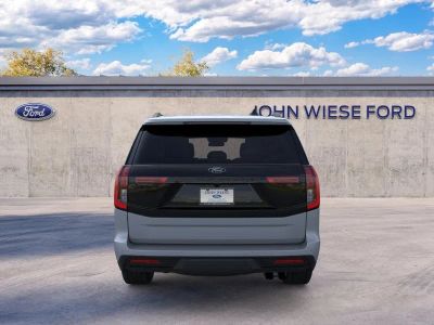 2026 Ford Expedition — detail view