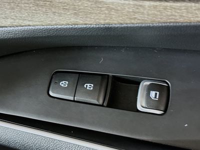 2023 Kia Sorento - Photo 29