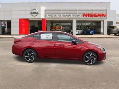 2025 Nissan Versa - Photo 2