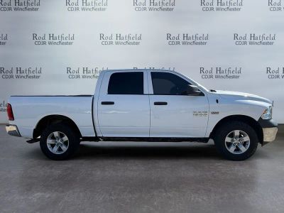 2018 RAM 1500 — interior view