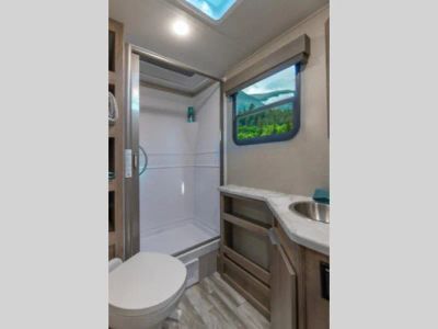2021 Grand Design Imagine XLS — photo 7 view