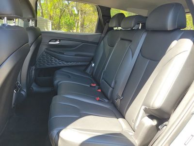 2023 Hyundai Santa Fe - Photo 11