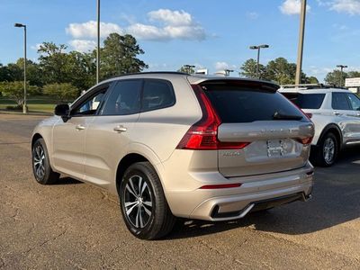 2025 Volvo XC60 - Photo 3