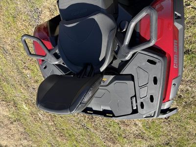 2025 Can-Am Outlander MAX XT 1000R - Photo 9