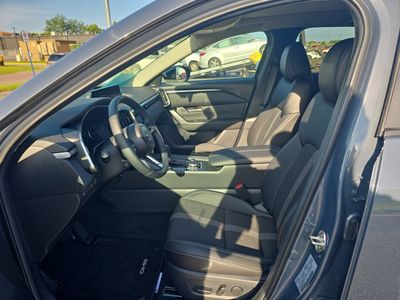 2025 Mazda CX-50 - Photo 9