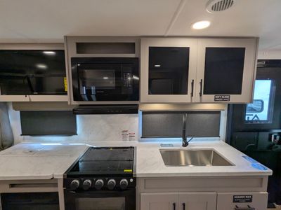 2026 Alliance RV Delta Ultra Lite — photo 8 view