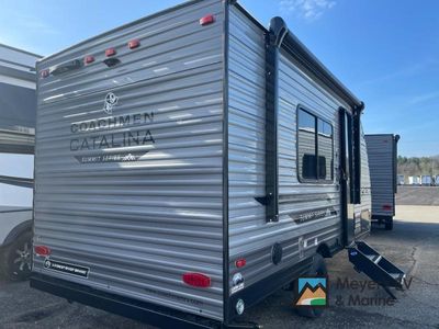 2026 Coachmen RV Catalina Summit Series 7 - Photo 4