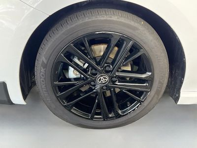 2026 Toyota Camry — photo 11 view