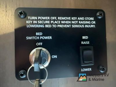 2021 Thor Motor Coach Freedom Traveler — photo 14 view
