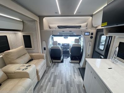 2026 Tiffin Wayfarer - Photo 3