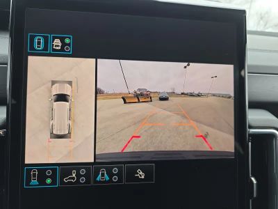 2025 GMC Yukon - Photo 24