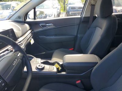 2026 Kia Sportage Hybrid — photo 8 view