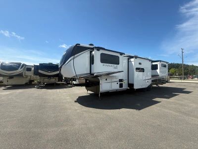 2026 Jayco Pinnacle - Photo 2
