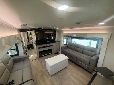 2026 Jayco Pinnacle - Photo 4