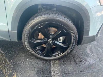 2025 Volkswagen Taos SEL - Photo 31