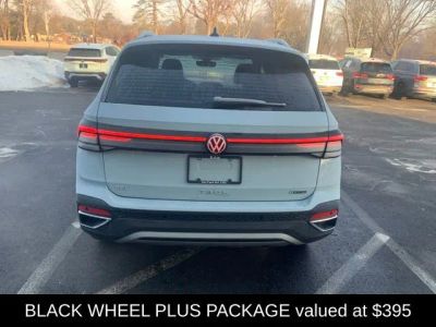 2025 Volkswagen Taos SEL - Photo 7