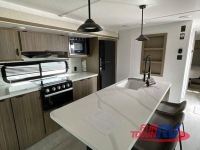 2025 Forest River RV Wildwood - Photo 14