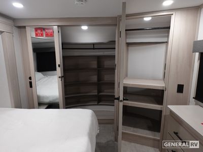 2026 Grand Design Solitude - Photo 10