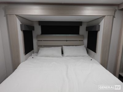 2026 Grand Design Solitude - Photo 8