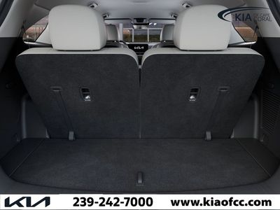 2026 Kia Sorento Hybrid — photo 19 view