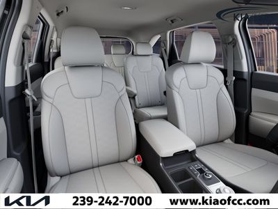 2026 Kia Sorento Hybrid — photo 15 view