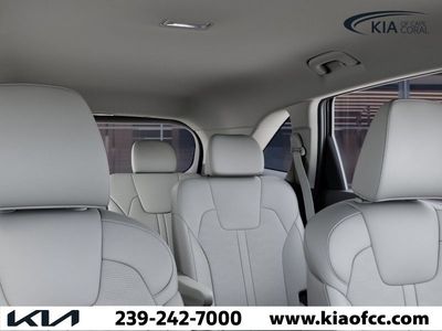 2026 Kia Sorento Hybrid — photo 27 view