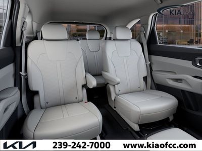 2026 Kia Sorento Hybrid — photo 16 view