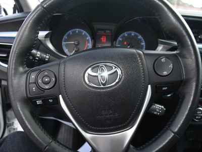 2015 Toyota Corolla - Photo 13