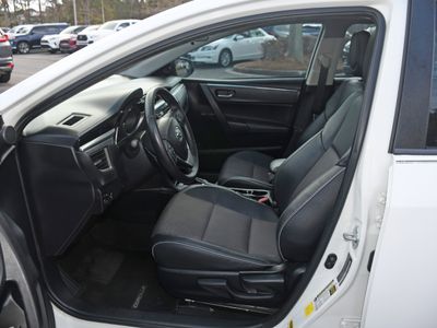 2015 Toyota Corolla - Photo 8