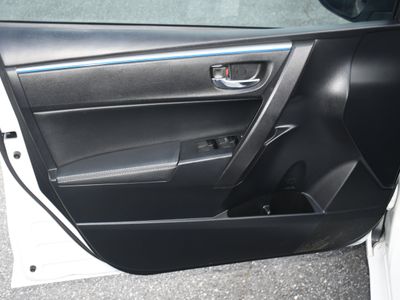 2015 Toyota Corolla - Photo 10