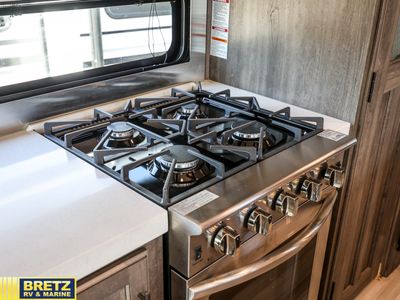 2021 Grand Design Solitude - Photo 17