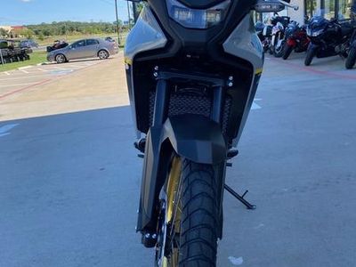 2025 Honda Transalp - Photo 3