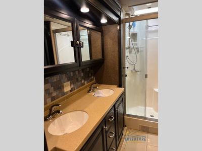 2017 Tiffin Motorhomes Allegro RED PA - Photo 11