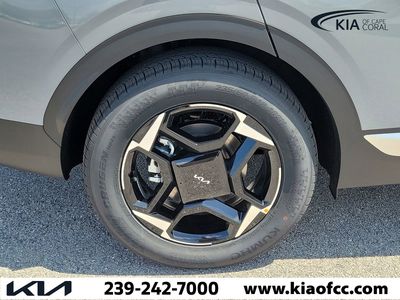 2026 Kia Sportage — photo 9 view