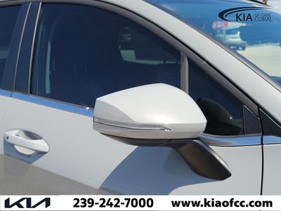 2026 Kia Sportage — photo 8 view