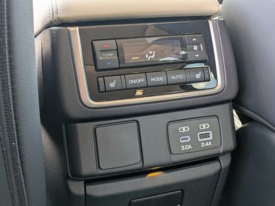 2026 Subaru Ascent - Photo 14