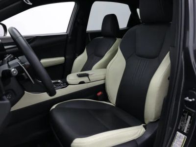 2022 Lexus NX - Photo 23