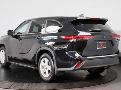 2023 Toyota Highlander Hybrid - Photo 3