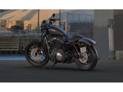2013 Harley-Davidson Sportster Iron 883 - Photo 4