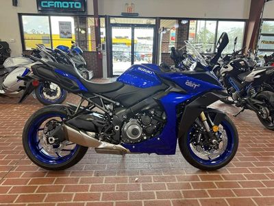 2025 Suzuki GSX-S1000GT+ - Photo 7