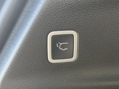 2026 Chrysler Voyager - Photo 15