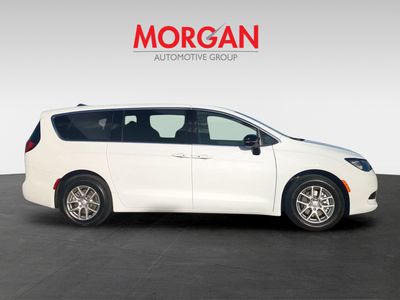 2026 Chrysler Voyager - Photo 4