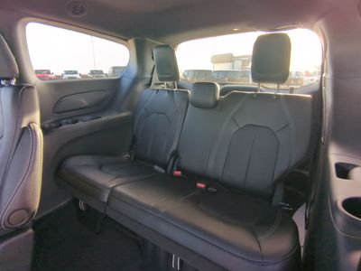 2026 Chrysler Voyager - Photo 16