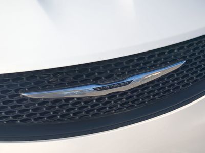2026 Chrysler Voyager - Photo 13